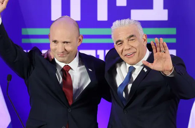 اسرائیل میں اپوزیشن متحد: بینیٹ اور لاپیڈ کا مشترکہ انتخابی اتحاد