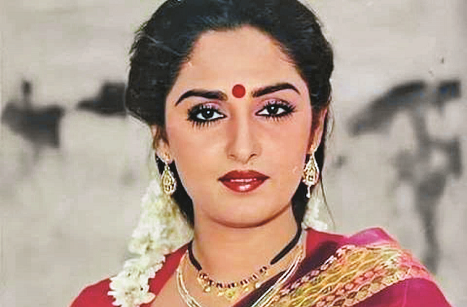 جیہ پردا کو خوبصورت ترین اداکارہ تصور کیا جاتا رہا ہے