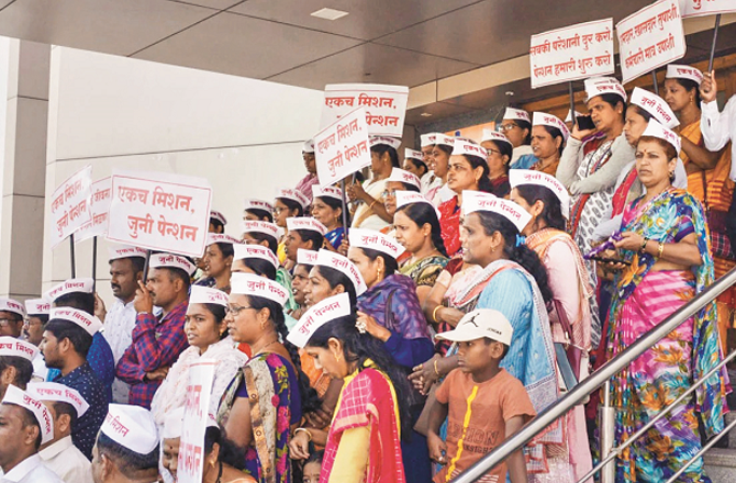 سرکاری ملازمین کا ۲۱؍ اپریل سے غیر معینہ مدت ہڑتال کا اعلان