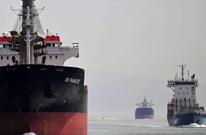 ایران آبنائے ہرمز نہیں کھولے گا: امریکی انٹیلی جنس، عالمی تیل سپلائی متاثر