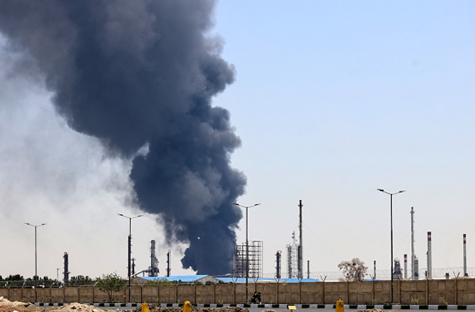 ایران اپنی تباہ شدہ تیل سہولیات کو دو ماہ میں بحال کر دے گا: نائب وزیر برائے تیل