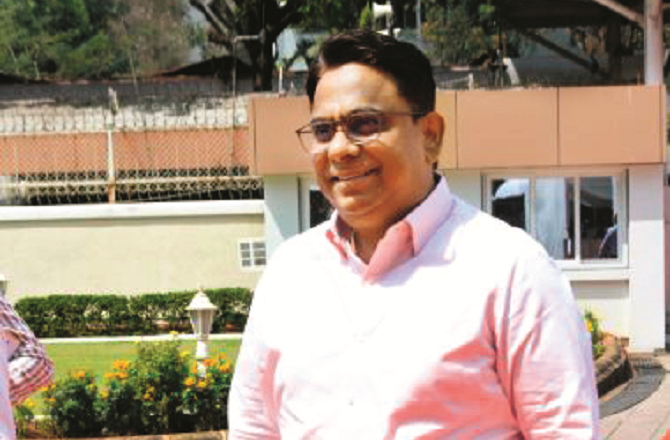 رکن اسمبلی رئیس شیخ کو سماجوادی پارٹی بھیونڈی کے صدر کا شوکاز نوٹس