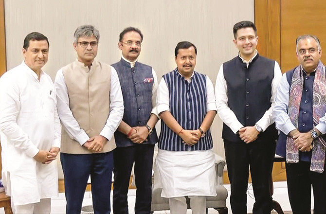 کیااروند کیجریوال خود کو بدلنے کیلئے تیار ہیں؟