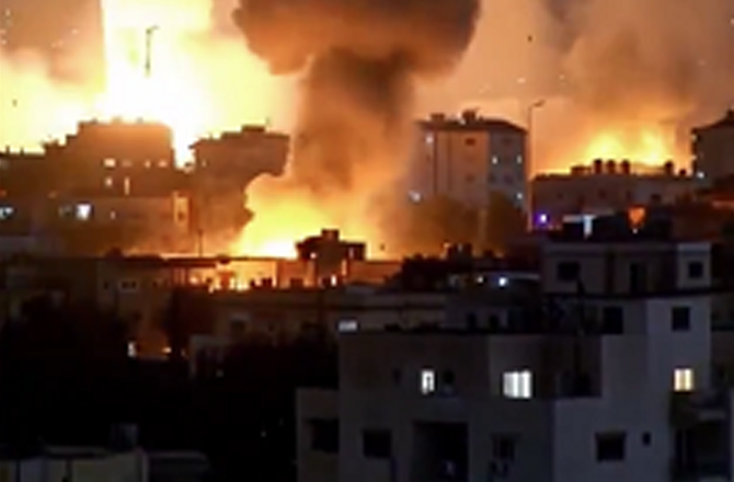 ایران میں طبی مراکز پر حملہ، کم از کم ۲۴؍ طبی کارکن ہلاک