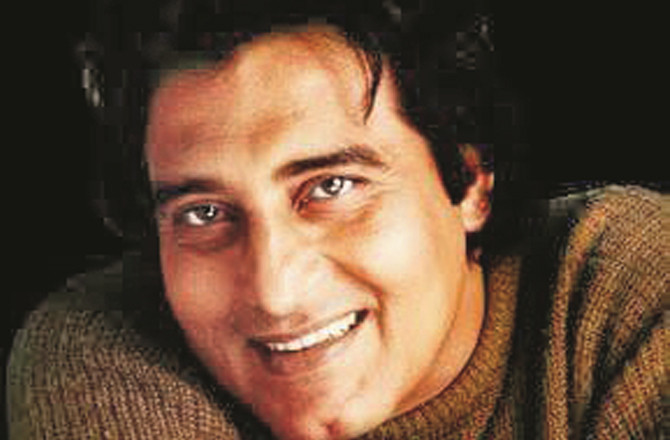 ونود کھنہ نے فلموں اور زندگی میں کئی طرح کے رول نبھائے