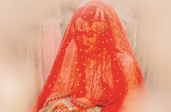 افسانہ: ادھوری خواہشوں کا سفر