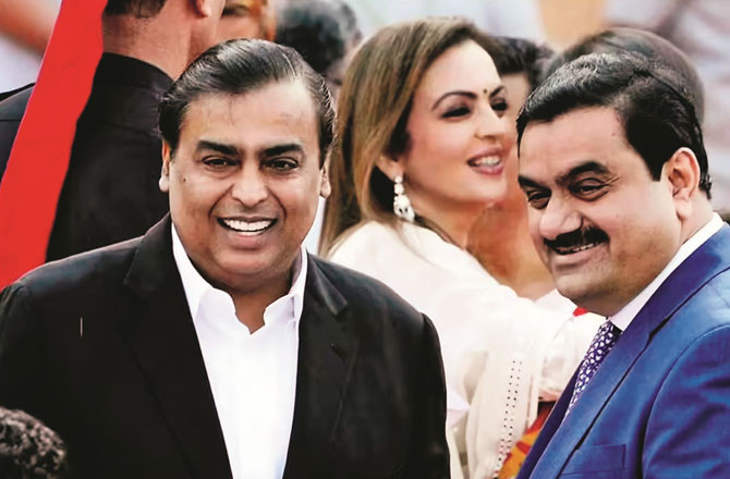 ہندوستان کے ۵؍ بڑے تجارتی گھرانوں کا ملک کی کارپوریٹ آمدنی کے ۶۰؍فیصدپر قبضہ