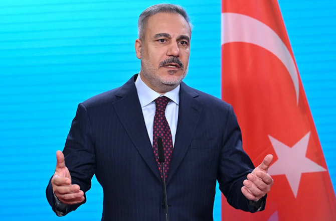 پاکستان، سعودیہ اور ترکی کا دفاعی معاہدہ ایران کیخلاف نہیں ہے: خاقان فیدان