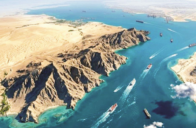 آبنائے ہرمز ہنوز بند، ایران نے کہا اجازت کے بغیر آمدورفت ناممکن