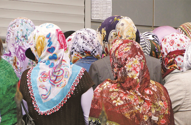 ایک سے زائد بیوی کی شرعی اجازت اور مسلم پرسنل لاء میں بار بار دخل اندازی