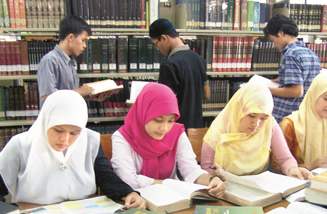 آپؐ کی ذاتِ مبارکہ تمام انسانیت اور تمام عالم کیلئے رحمت ِ بیکراں ہے 