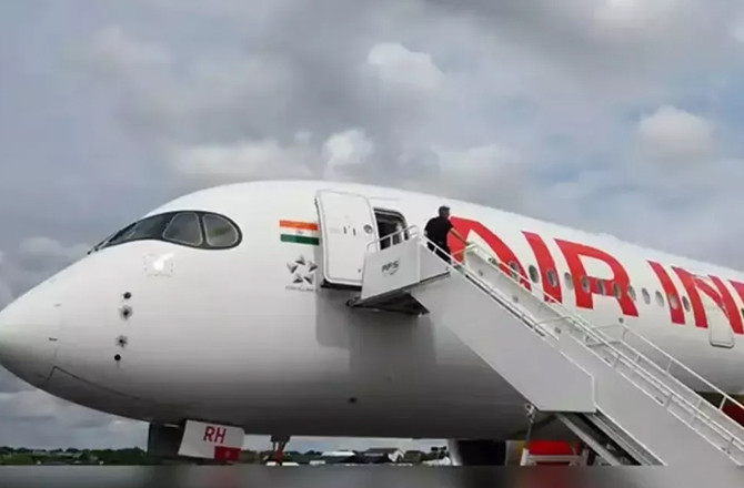 ایئر انڈیا کے طیارے میں ایک بار پھر ’فیول کنٹرول سوئچ‘ میں خرابی سامنے آئی 