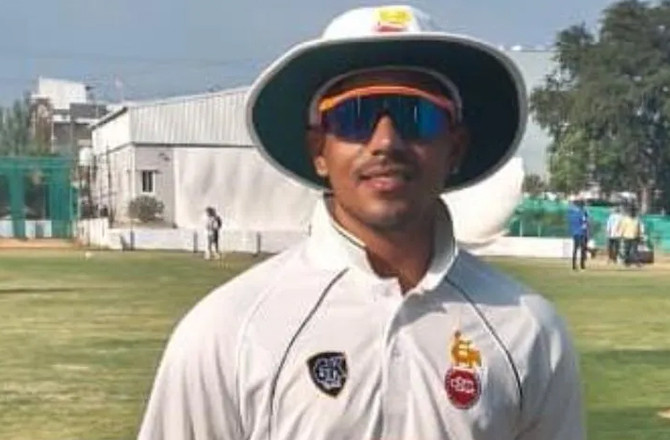 رنجی ٹرافی: آیوش ڈوسیجا کی ناٹ آؤٹ سنچری، دہلی اور ممبئی کا مقابلہ ڈرا