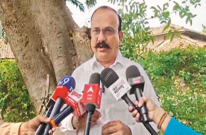 بی جے پی کی ہنگامہ آرائی کے باوجود سپکال موقف  پر قائم