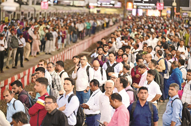 آج سے سی ایس ایم ٹی میںپلیٹ فارم نمبر ۱۶؍اور ۱۷؍بند