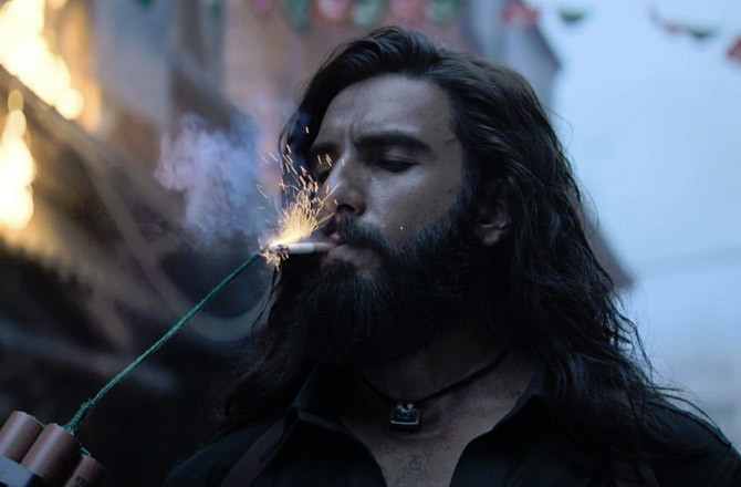 فلم ’’دُھرندھر‘‘ کی وائرل سینسر رپورٹ کی حقیقت کیا ہے؟ رن ٹائم پر نہیں چلی قینچی