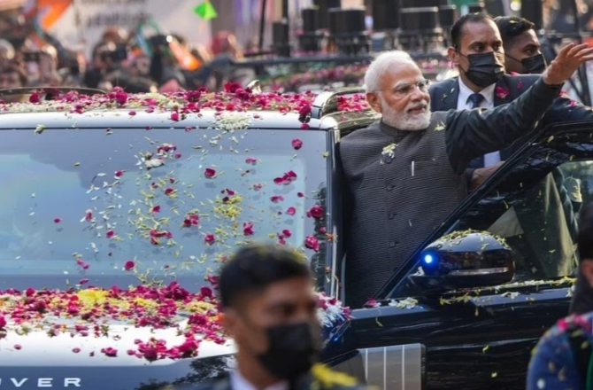 پی ایم مودی ٹرمپ کو پیچھے چھوڑ کر ۱۰۰؍ ملین انسٹاگرام فالوورز عبور کرنے والے پہلے عالمی لیڈر بن گئے