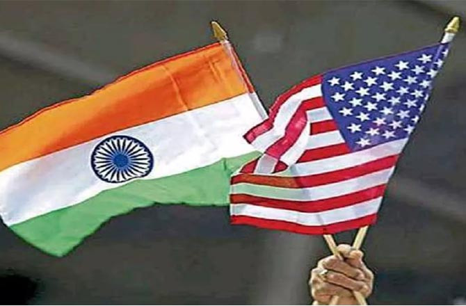 امریکہ سے تجارتی معاہدہ، سستا تیل اور پھل: کیا یہ ہندوستانی کسانوں کے لیے خطرہ ہے؟ 