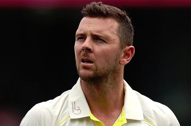 آسٹریلوی تیز گیند باز جوش ہیزل ووڈ ٹی۲۰؍ ورلڈ کپ سے باہر 