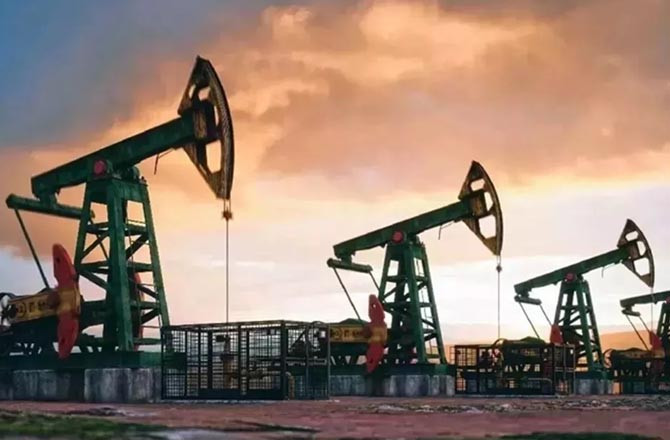 وینزویلا  نے چین کو یقین دلایا: آئل کی قیمتیں امریکہ کے تابع نہیں ہوں گی 