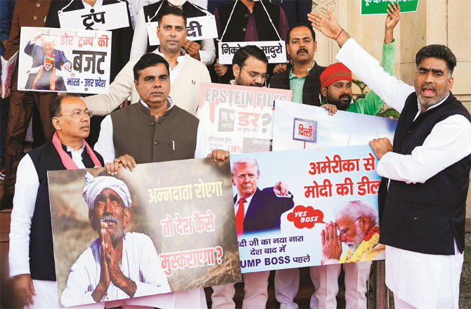 یوپی اسمبلی میں بجٹ پیش، اپوزیشن نے ناکام قرار دیا