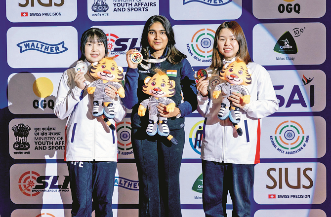 ایشیائی شوٹنگ چمپئن شپ میں ۲۱؍ سالہ ایشا سنگھ کا گولڈ پر نشانہ