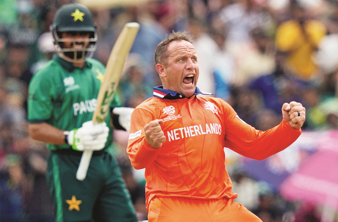 بابر اعظم کی نمبر۴؍ پر بیٹنگ سے متعلق باسط علی کا سخت ردعمل