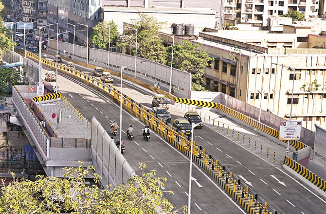 ممبئی سینٹرل کے بیلاسس بریج کا افتتاح