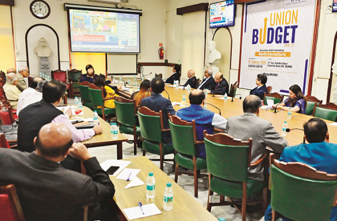 ’’مایوس کن بجٹ ، صرف بڑے بڑے اعداد و شمار اور کھوکھلے وعدے‘‘ 