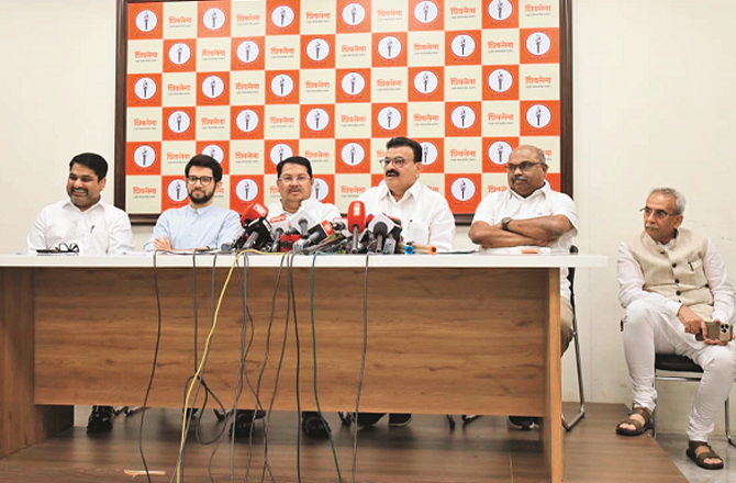 مہاراشٹر بجٹ اجلاس: اپوزیشن پارٹیوں کے لیڈروں نے حکومت کی چائے پارٹی کا بائیکاٹ