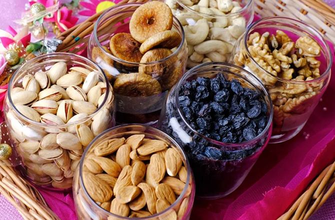 سحری میں اِن غذاؤں کا استعمال دن بھر توانا رکھتا ہے