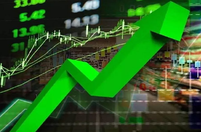 امریکی ٹیرف سے متعلق عدالتی فیصلے نے رقوم کی واپسی کی کشمکش کو جنم دے دیا