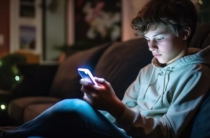 لتھوانیا میں ۱۶؍ سال سے کم عمر بچوں پر سوشل میڈیا پابندی کی تجویز