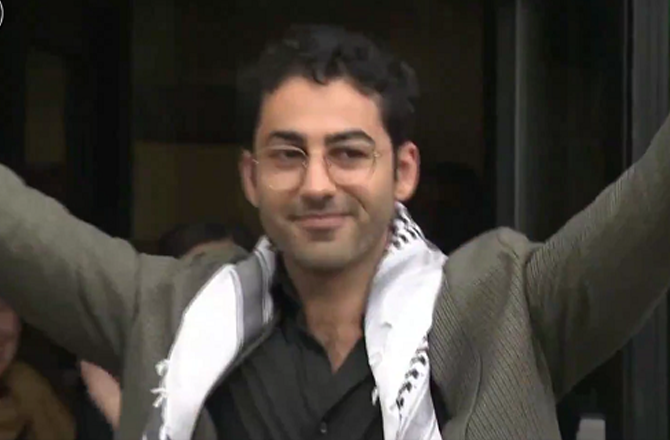 امریکی امیگریشن جج نے فلسطینی طالب محسن مہدوی کی ملک بدری روکنے کا حکم دیا