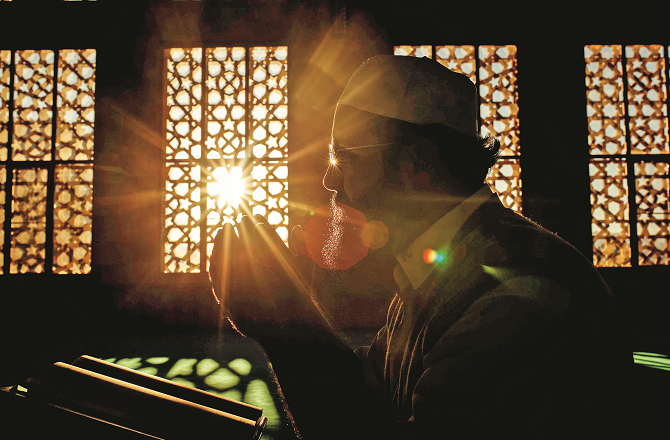 نیکیوں کے اس موسم کو اپنے ہاتھ سے جانے نہ دیں