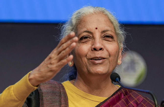 ریلوے کے لیے ریکارڈ۹۳ء۲؍ لاکھ کروڑ روپے کے سرمایہ جاتی اخراجات کا انتظام