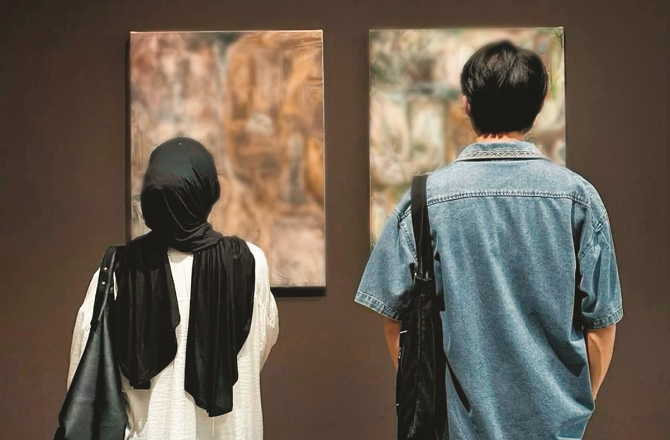 افسانہ: کششِ ثقل