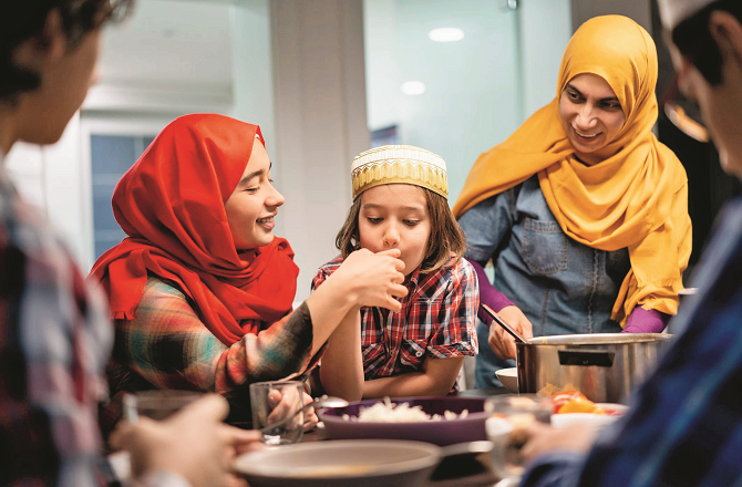 رمضان کے دوران بچوں کی اخلاقی تربیت کیسے کی جائے؟