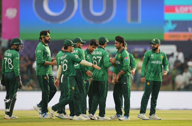 ریکارڈ ساز فتح کے ساتھ پاکستان سپر۸؍ میں، فرحان اورعثمان طارق کا جادو چل گیا