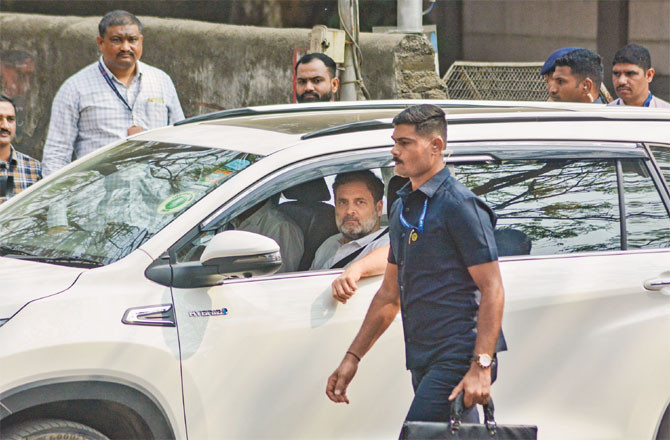 بھیونڈی : عدالت میں راہل گاندھی کی حاضری