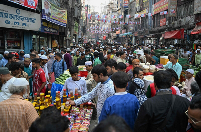 ممبرا: رمضان کی تیاریوں پر کارپوریٹروں کی پولیس و میونسپل افسران سے میٹنگیں 