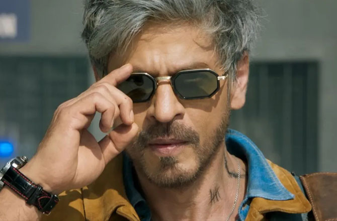 فرانس میں کیوں چلتا ہے شاہ رخ خان کا جادو؟ 