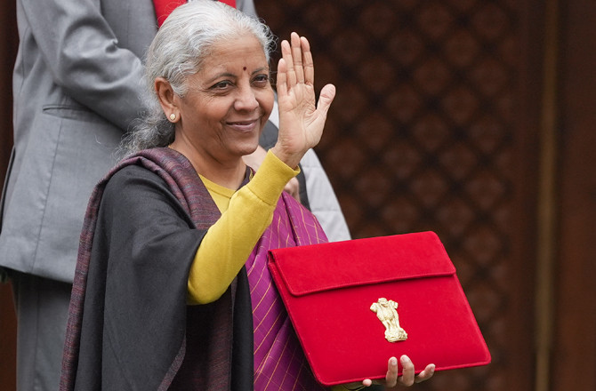 حکومت سیمی کنڈکٹر شعبے کو فروغ دینے کے لیے’انڈیا سیمی کنڈکٹر مشن ۲‘شروع کرے گی