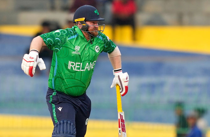 آئرلینڈ کو زخمی کپتان اسٹرلنگ کے اسکین کی رپورٹس کا  انتظار