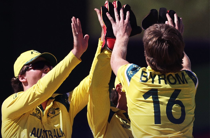 آسٹریلیا نے سری لنکا کو ۹؍ وکٹوں سے شکست دے دی