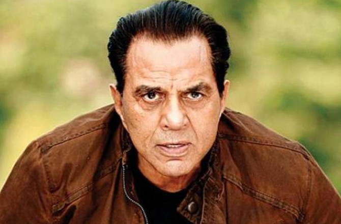 دھرمیندر ریاستی اعزاز کے ساتھ آخری رسومات کے حقدار تھے:شوبھا ڈے