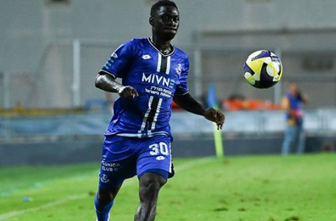 ’’ہمارا پیسہ نسل پرست اسرائیل میں خرچ نہ کریں‘‘