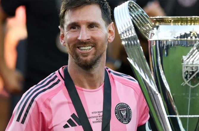 میسی کے لیے بلینک چیک تیار، سعودی کلب الاتحاد کی تاریخ کی سب سے بڑی پیشکش