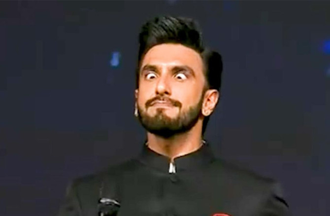 رنویر سنگھ کے خلاف ایف آئی آر درج، مذہبی جذبات مجروح کرنے کا الزام