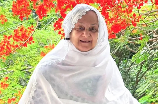 دلیپ کمار کا ماننا تھا کہ ہندوستان کی روح تاریخ کی کتابوں میں نہیں بلکہ لوگوں میں رہتی ہے:سائرہ بانو